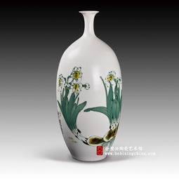 瓷韻流芳 從景德鎮(zhèn)到龍泉青瓷的藝術與投資之旅